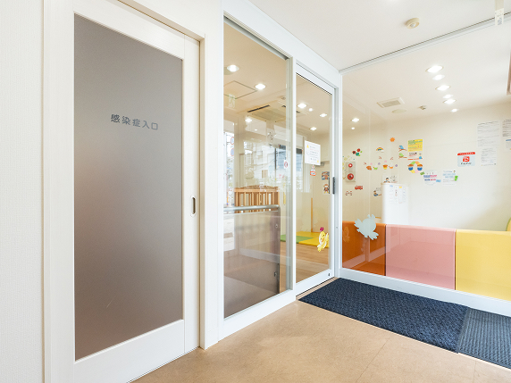 クリニック入口